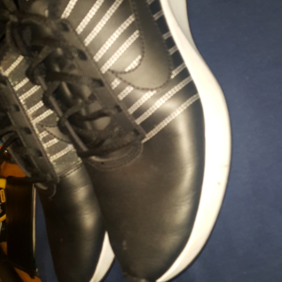 NIKE DUALTONE shoes. - Picture 8 of 16